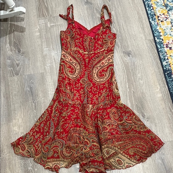 Bandolino Red Paisley Midi Dress - Picture 8 of 8